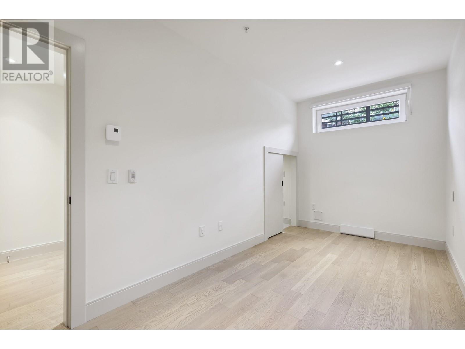 18 632 E 3rd Street, North Vancouver, British Columbia  V7L 0J1 - Photo 23 - R2969276