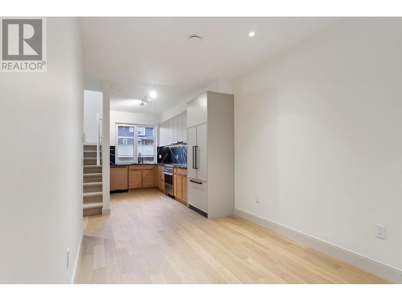 18 632 E 3rd Street, North Vancouver, British Columbia  V7L 0J1 - Photo 11 - R2969276