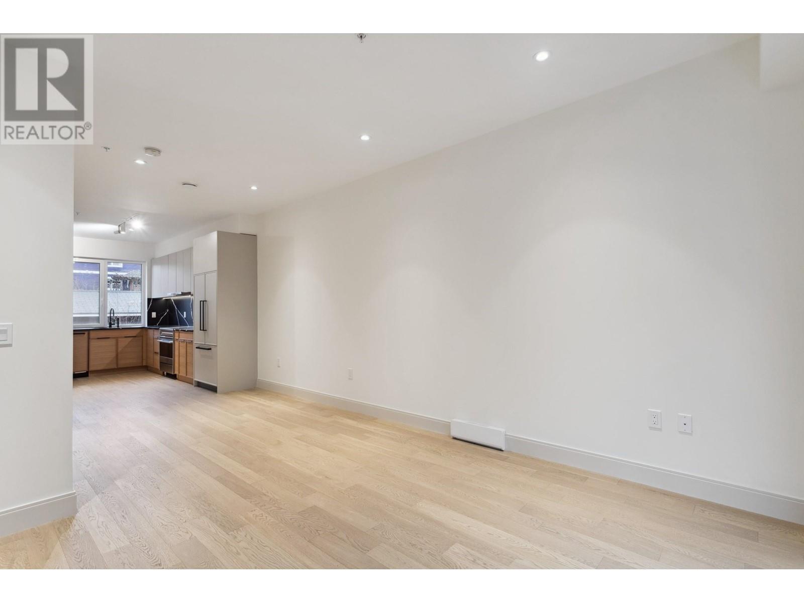 18 632 E 3rd Street, North Vancouver, British Columbia  V7L 0J1 - Photo 12 - R2969276