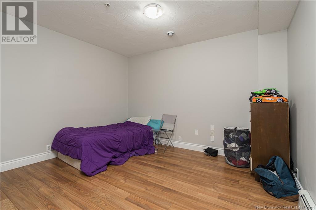 Property at 46762 Homestead Road image 4