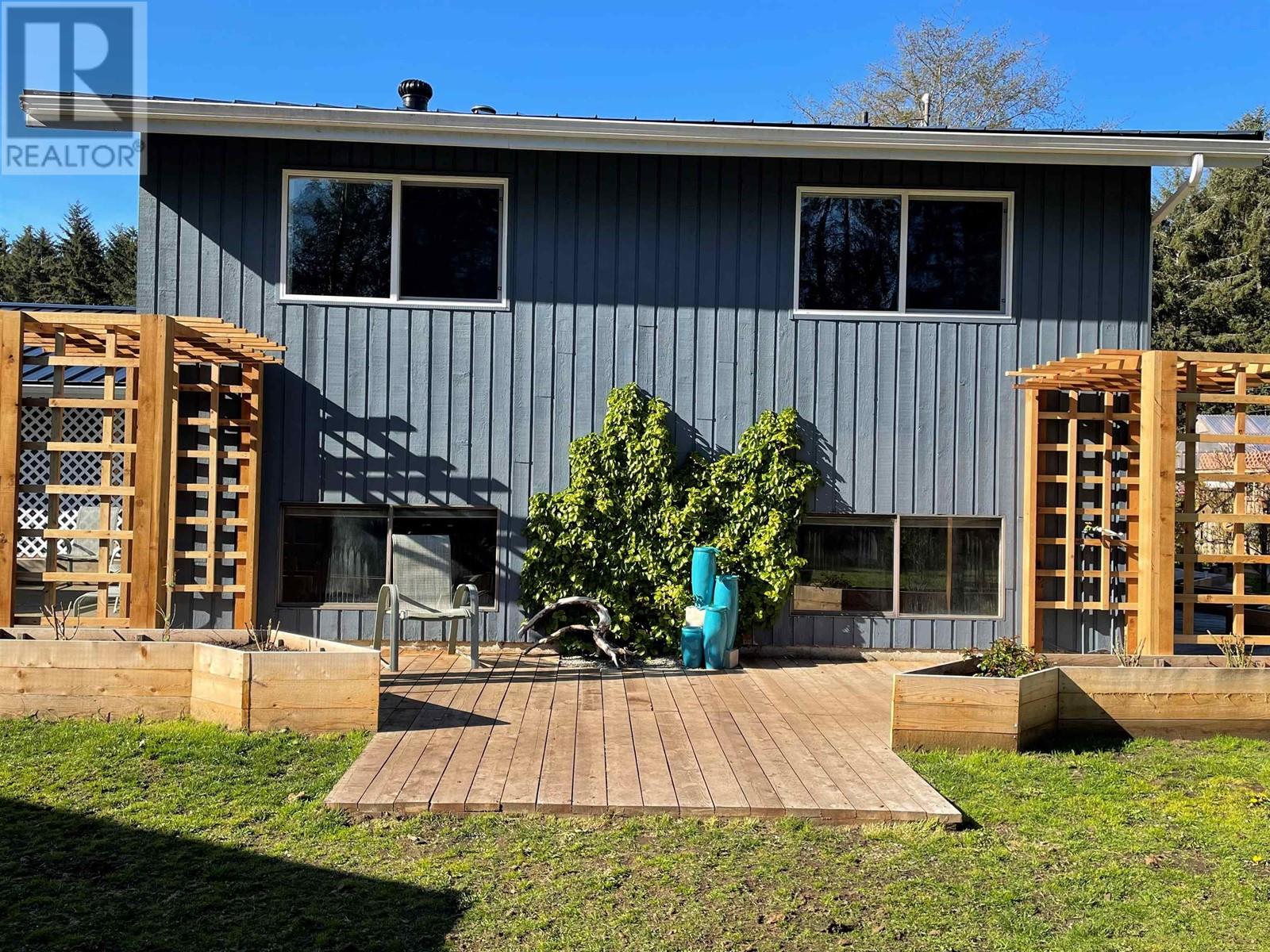 362 Christina Place, Skidegate/sandspit, British Columbia  V0T 1T0 - Photo 3 - R2969273