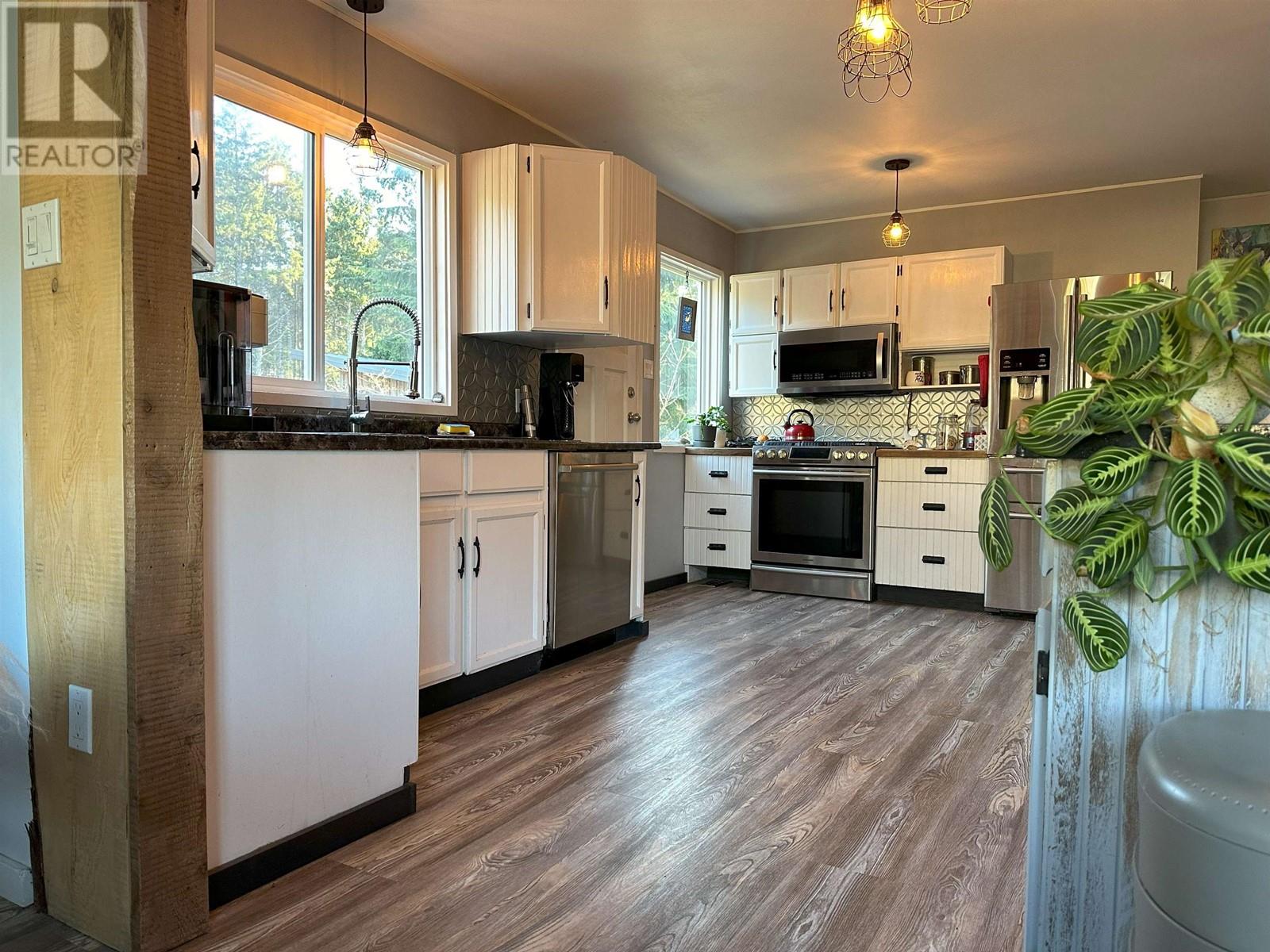 362 Christina Place, Skidegate/sandspit, British Columbia  V0T 1T0 - Photo 5 - R2969273
