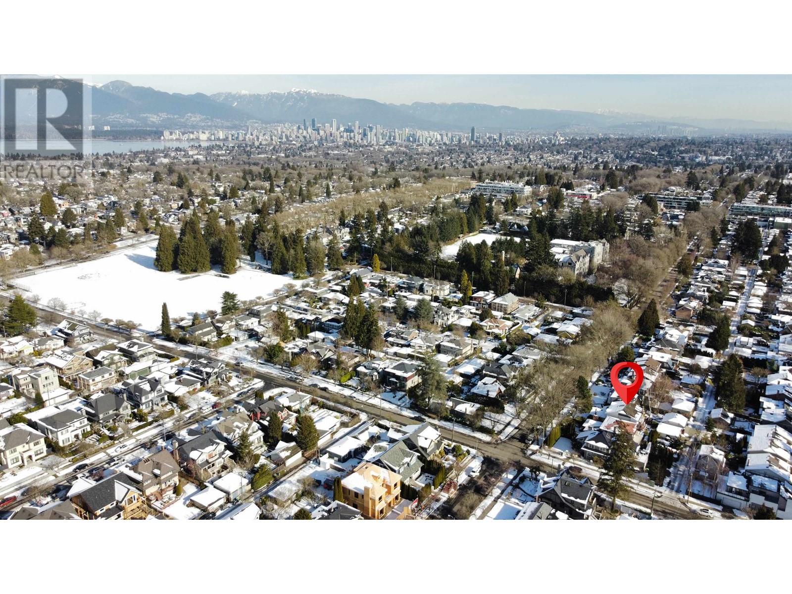 Listing Picture 37 of 38 : 3982 W 29TH AVENUE, Vancouver / 溫哥華 - 魯藝地產 Yvonne Lu Group - MLS Medallion Club Member