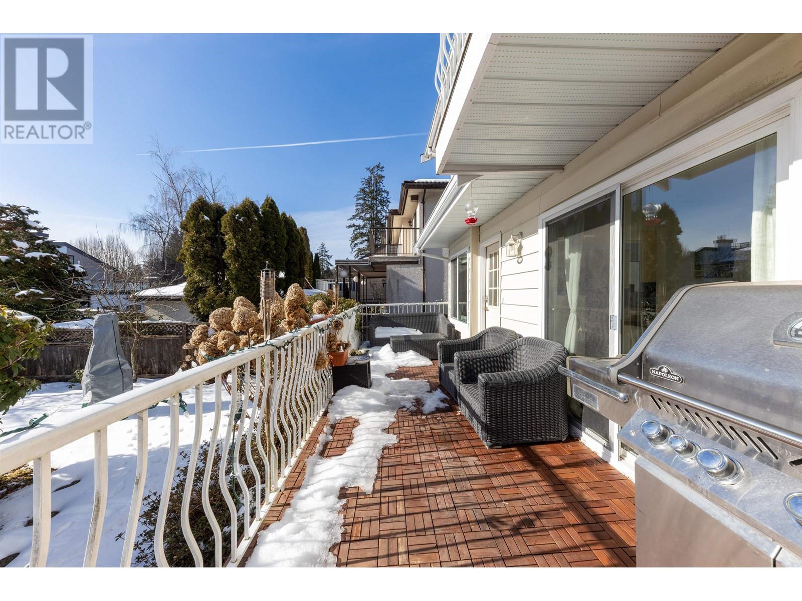 Listing Picture 33 of 38 : 3982 W 29TH AVENUE, Vancouver / 溫哥華 - 魯藝地產 Yvonne Lu Group - MLS Medallion Club Member