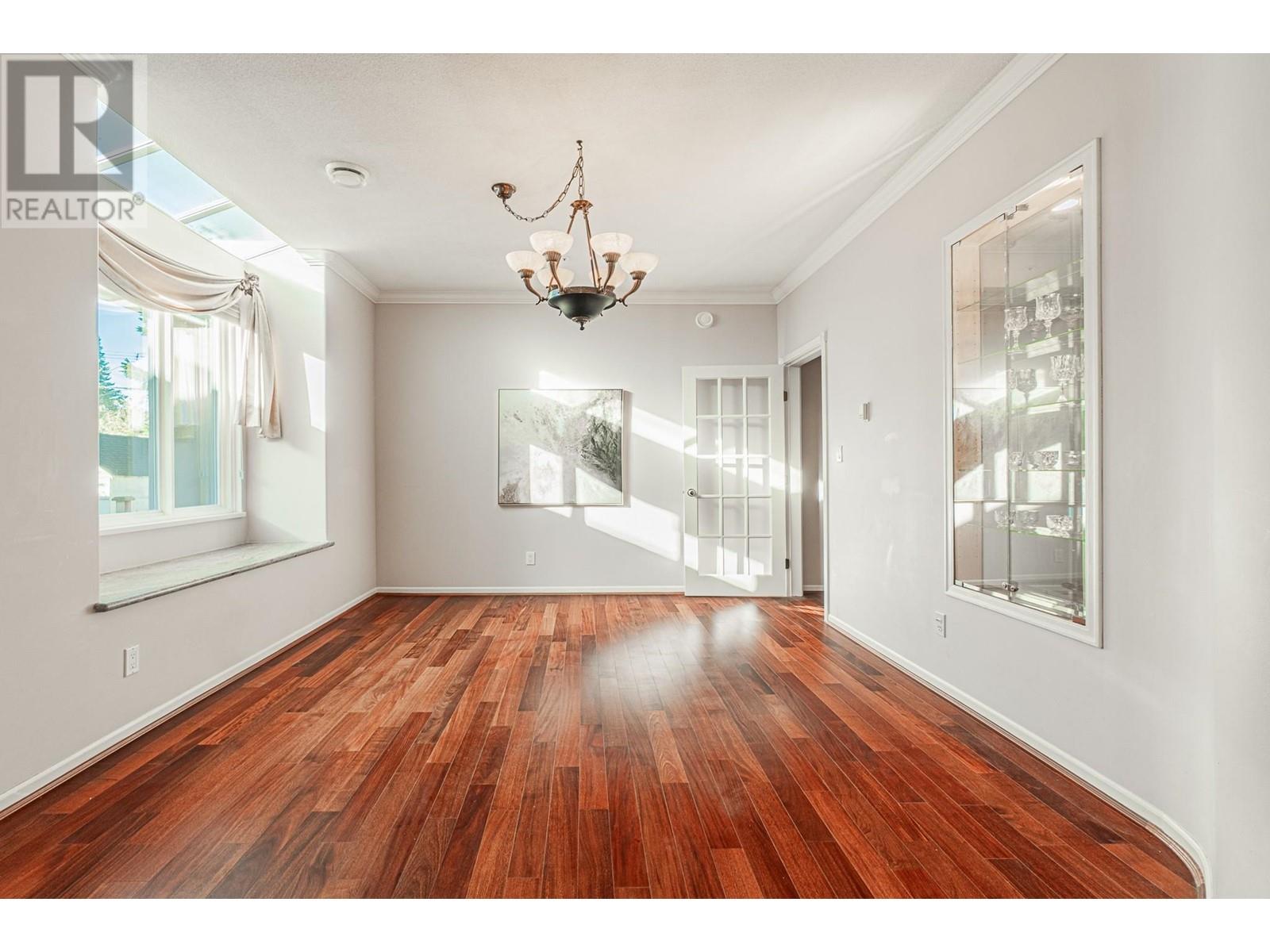 4255 W 15th Avenue, Vancouver, British Columbia  V6R 3A7 - Photo 3 - R2968494