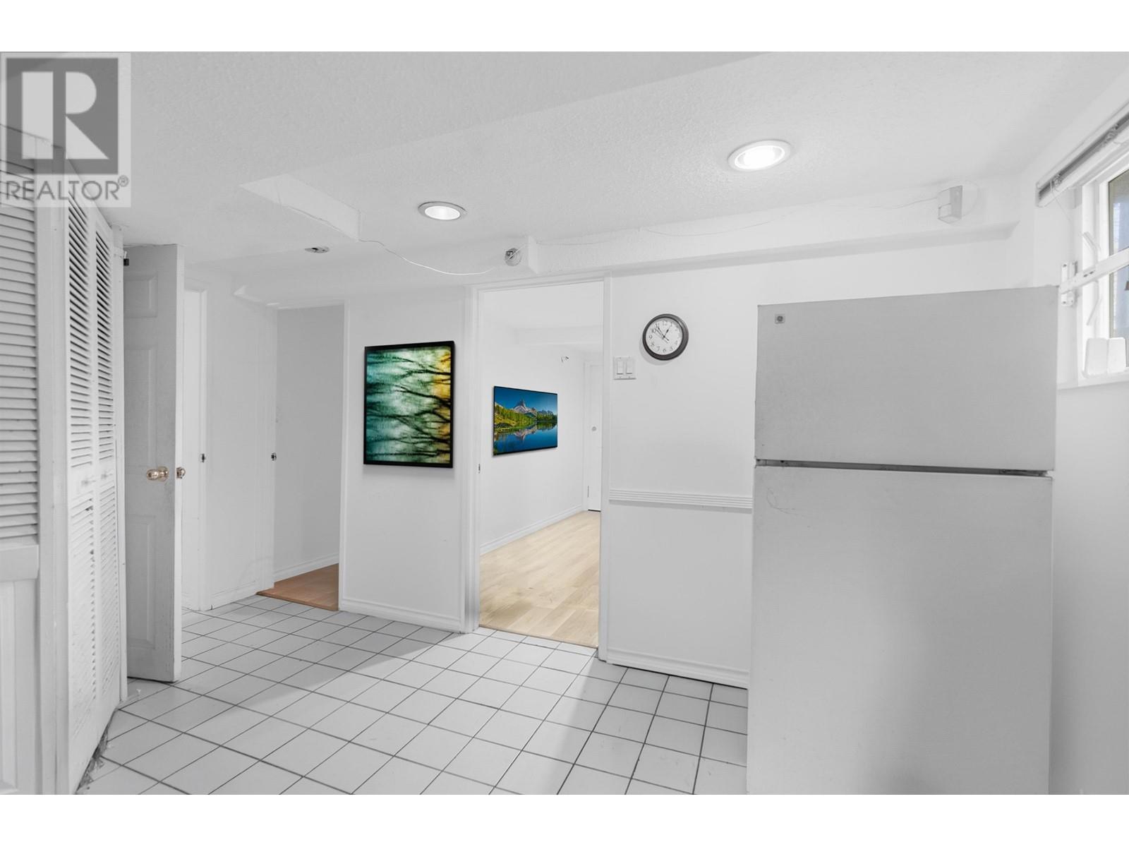 6394 Chester Street, Vancouver, British Columbia  V5W 3C3 - Photo 9 - R2969280