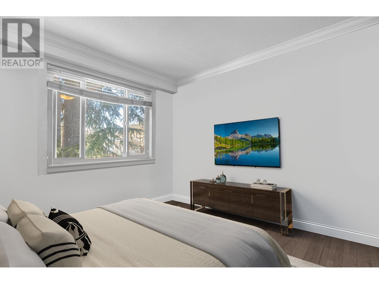 6394 Chester Street, Vancouver, British Columbia  V5W 3C3 - Photo 4 - R2969280