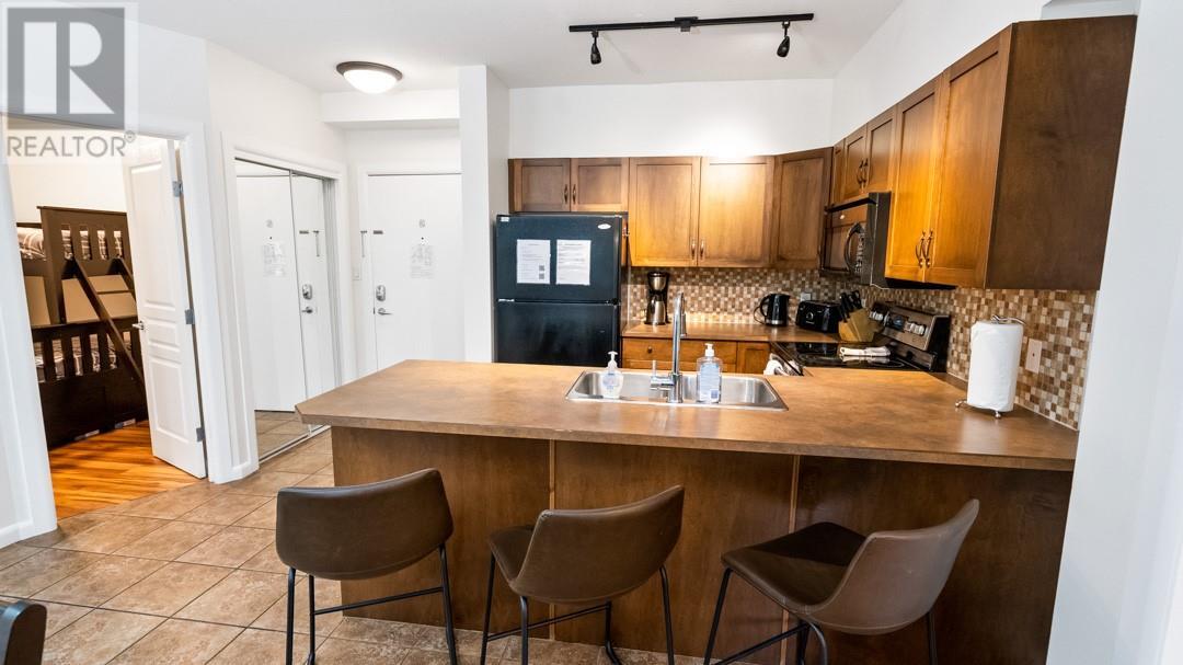 Property at 654 Cook Road Unit# 153 image 4