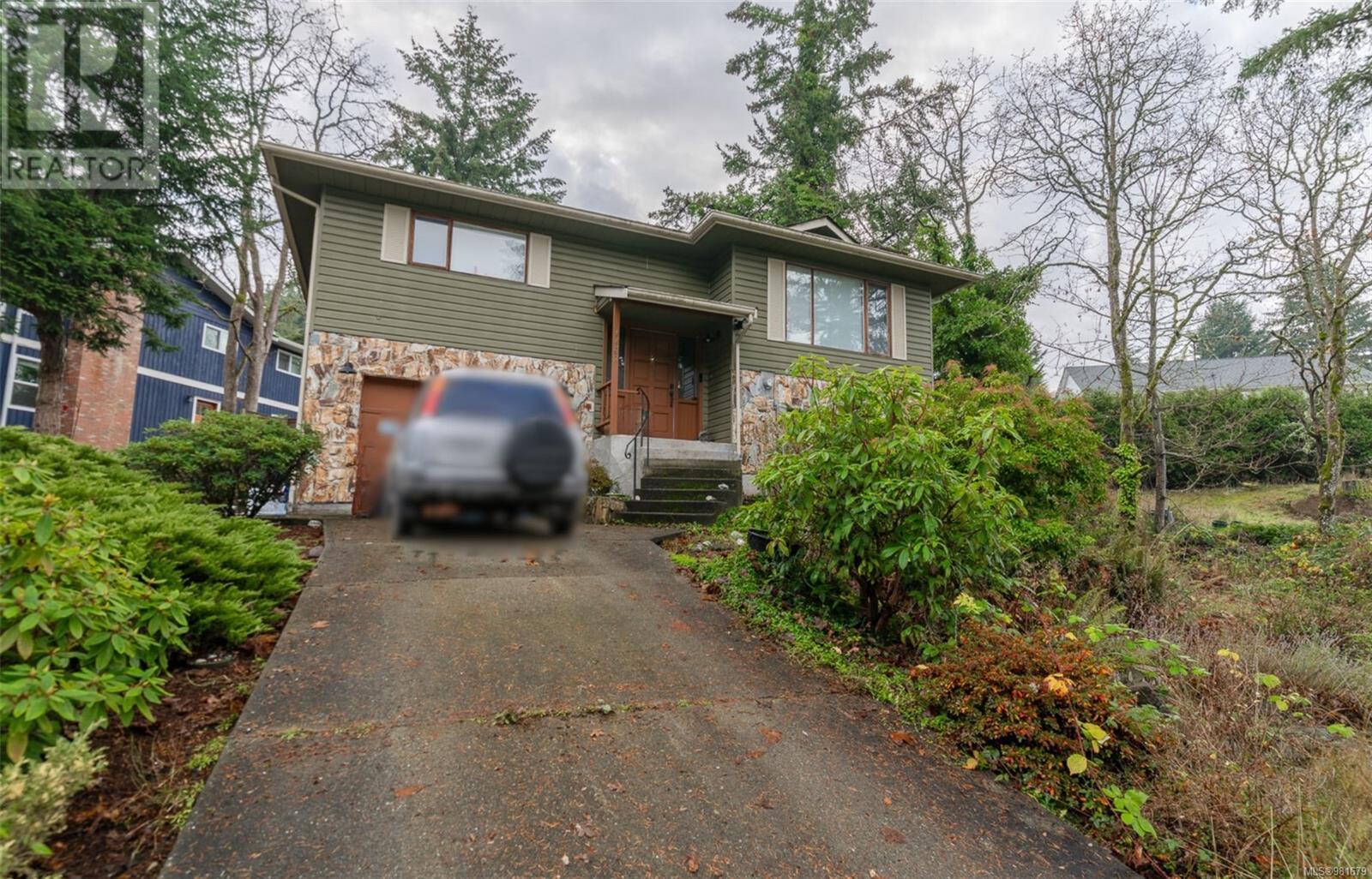 Property at 1488 Kingsview Rd image 1