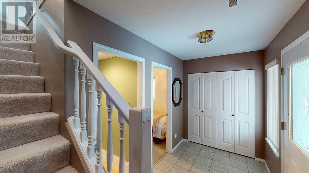 Property at 832 AURORA WAY image 3