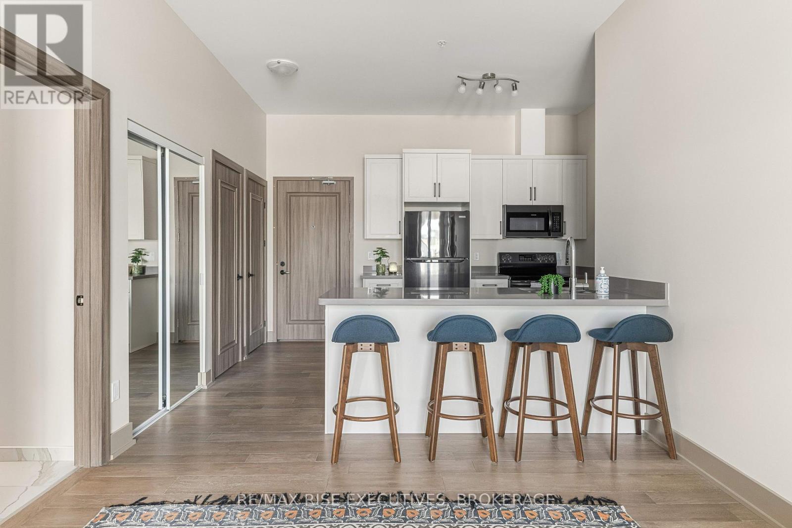 Property at 312 - 820 GARDINERS ROAD image 2