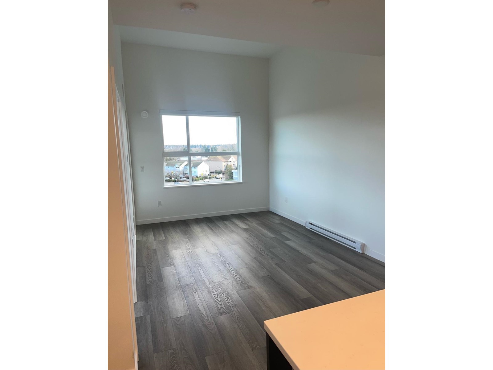 Property at 614 20695 EASTLEIGH CRESCENT image 4