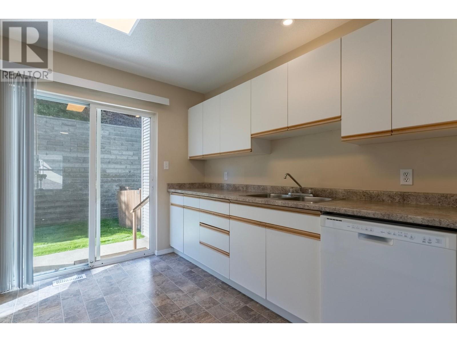 1920 Hugh Allan Drive Unit# 27, Kamloops, British Columbia  V1S 1Y5 - Photo 7 - 181274