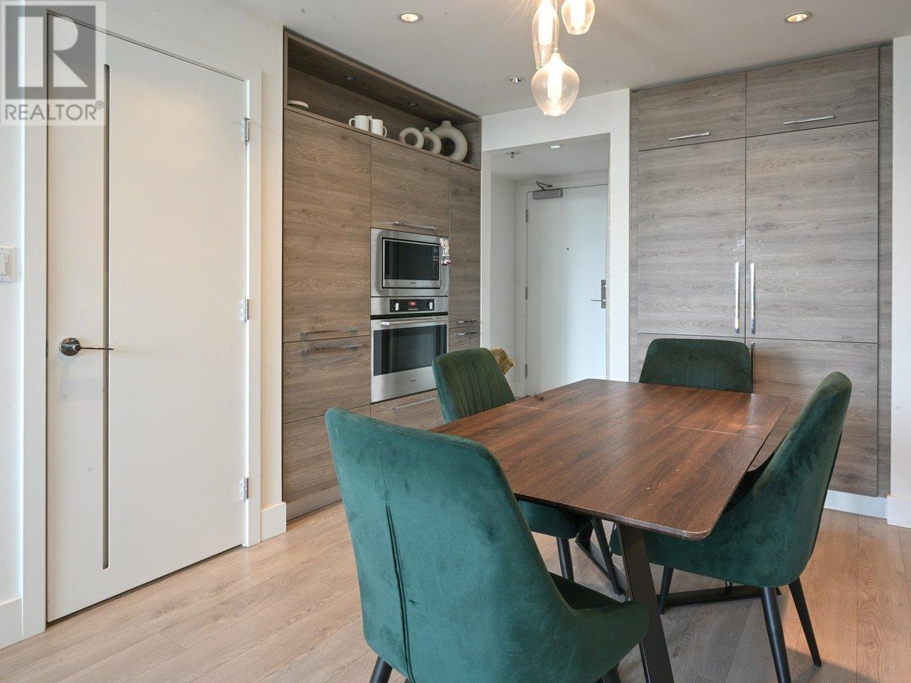 Listing Picture 4 of 35 : 603 7303 NOBLE LANE, Burnaby / 本拿比 - 魯藝地產 Yvonne Lu Group - MLS Medallion Club Member