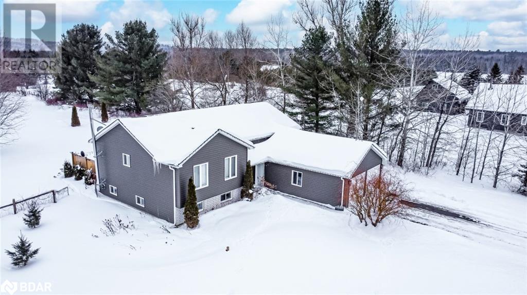 285 Warminster Sideroad, Oro-Medonte, Ontario  L0K 1E0 - Photo 1 - 40700539