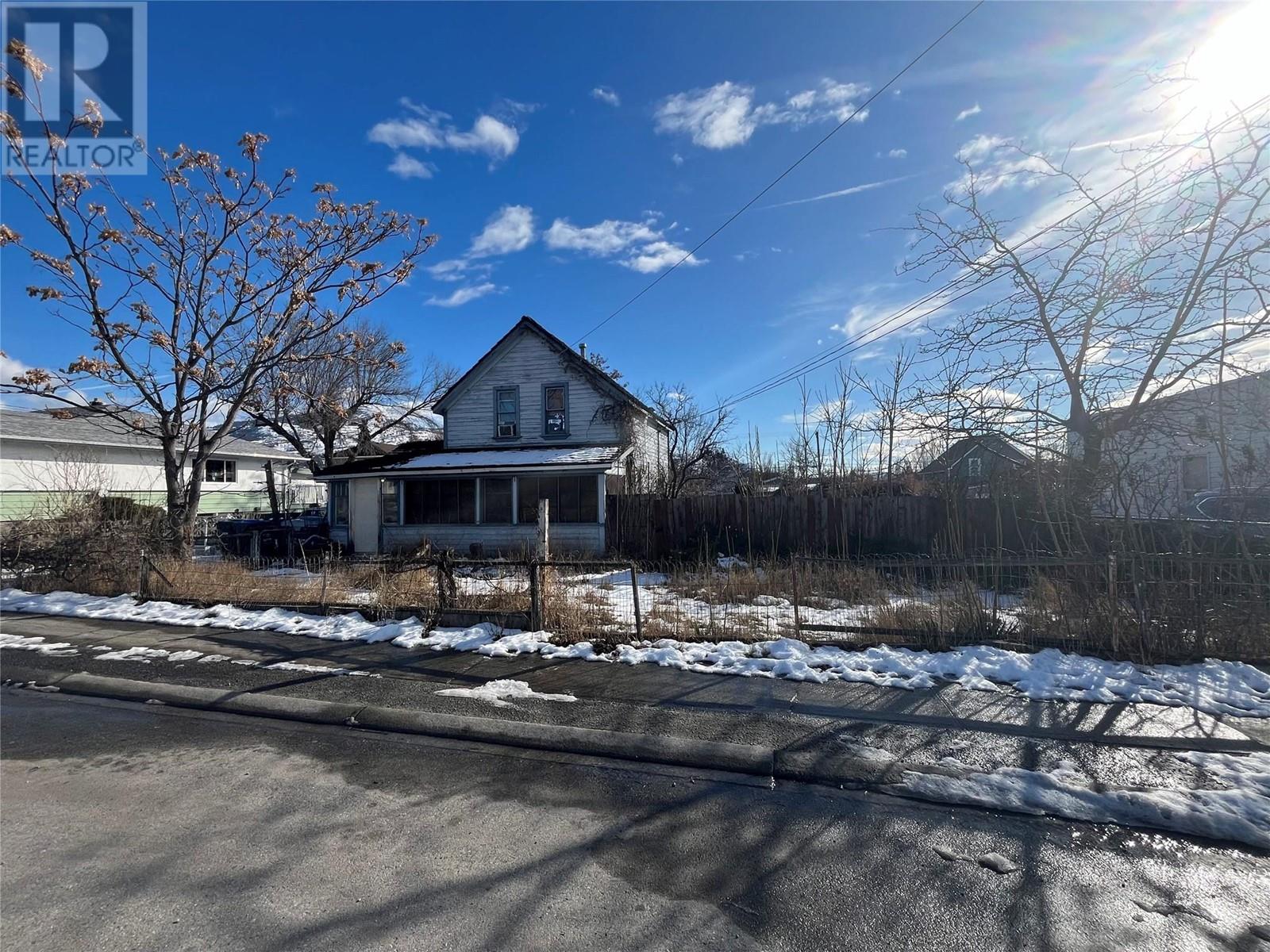 Property at 96 Nelson Avenue image 4