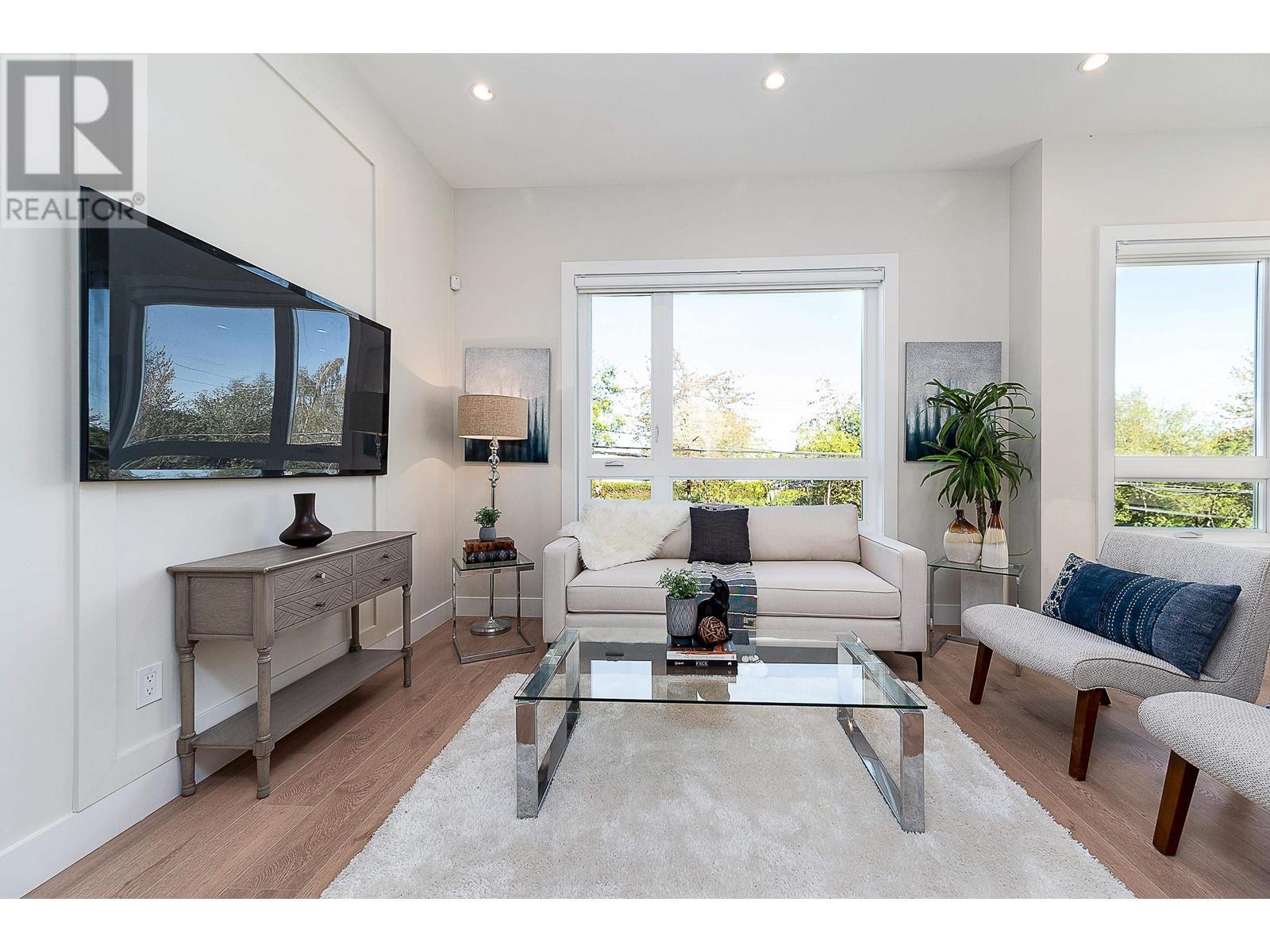Property at 16 3033 SHELL ROAD image 1
