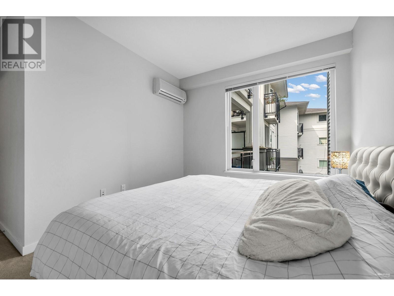 Listing Picture 21 of 39 : 317 9399 ODLIN ROAD, Richmond / 烈治文 - 魯藝地產 Yvonne Lu Group - MLS Medallion Club Member