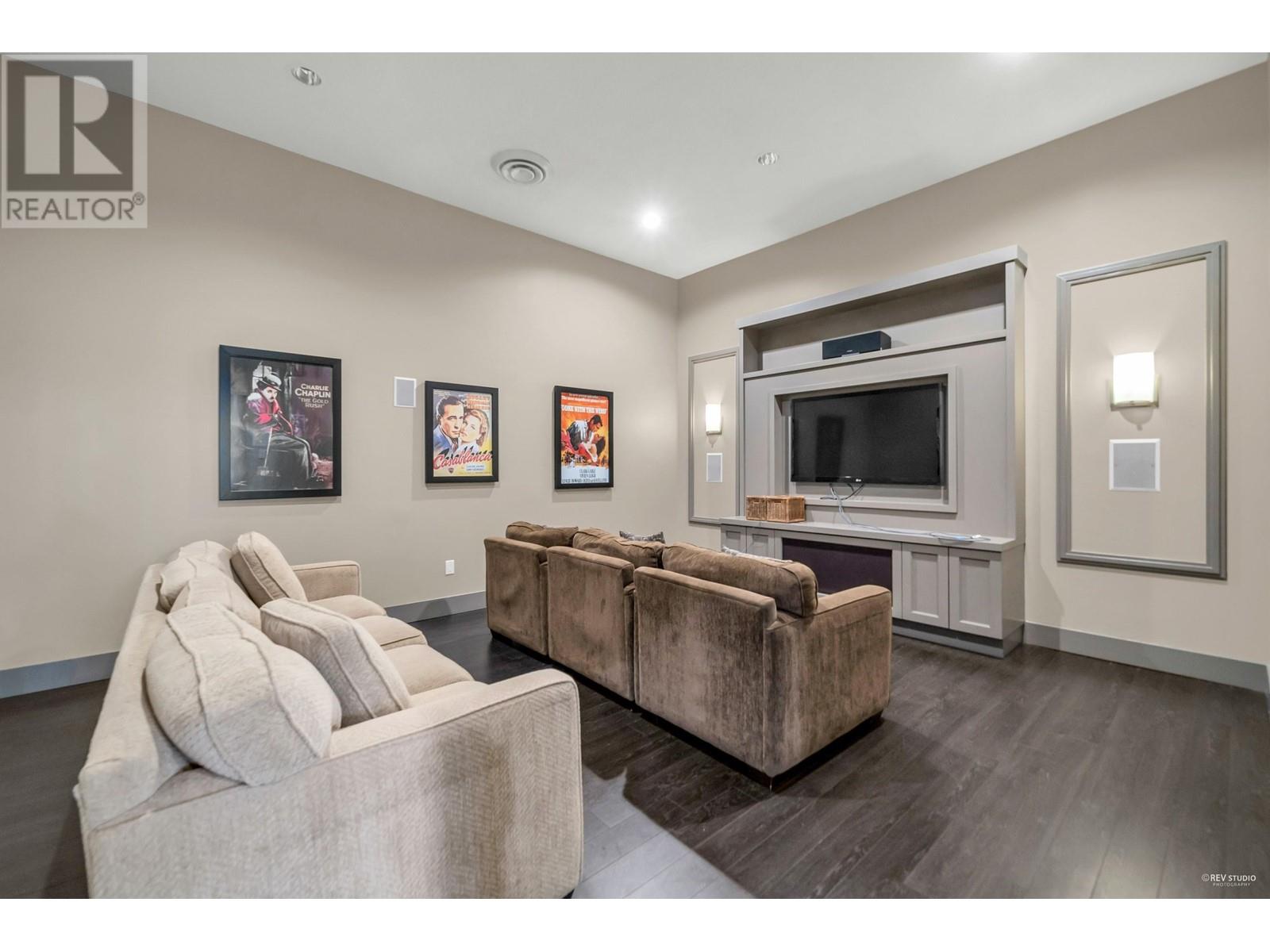 Listing Picture 39 of 39 : 317 9399 ODLIN ROAD, Richmond / 烈治文 - 魯藝地產 Yvonne Lu Group - MLS Medallion Club Member
