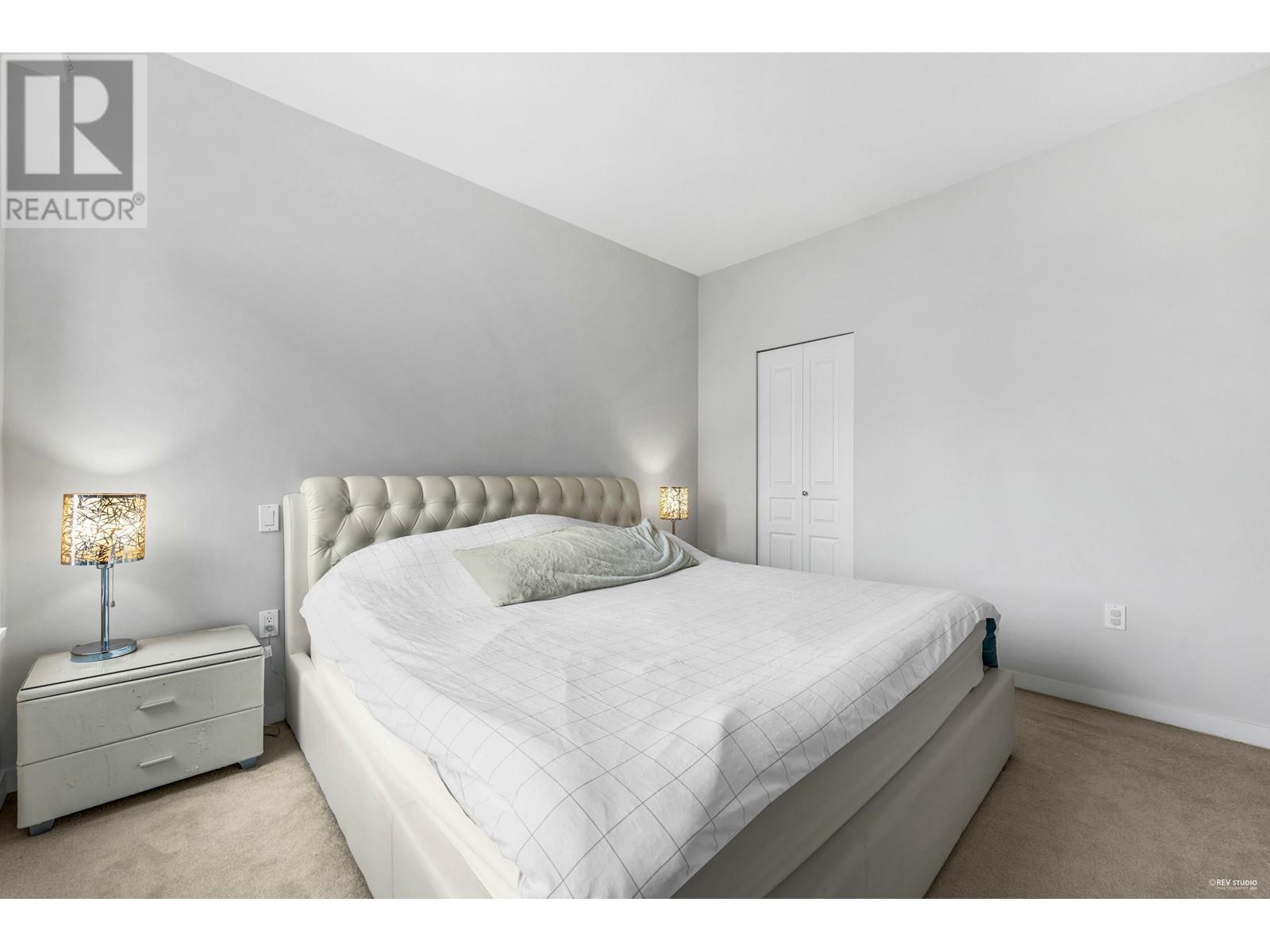 Listing Picture 22 of 39 : 317 9399 ODLIN ROAD, Richmond / 烈治文 - 魯藝地產 Yvonne Lu Group - MLS Medallion Club Member