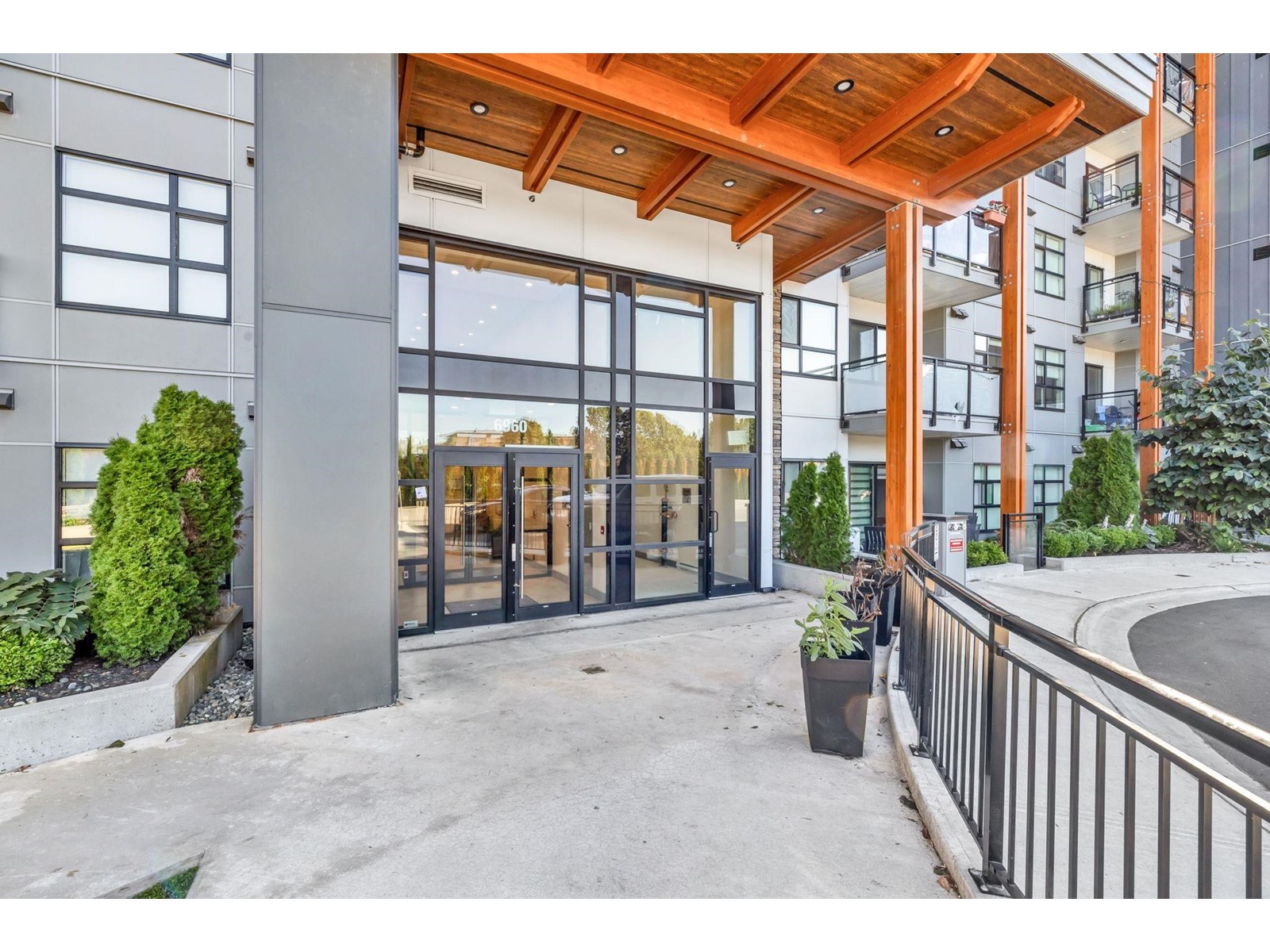 Property at 210 6960 NICHOLSON STREET image 3