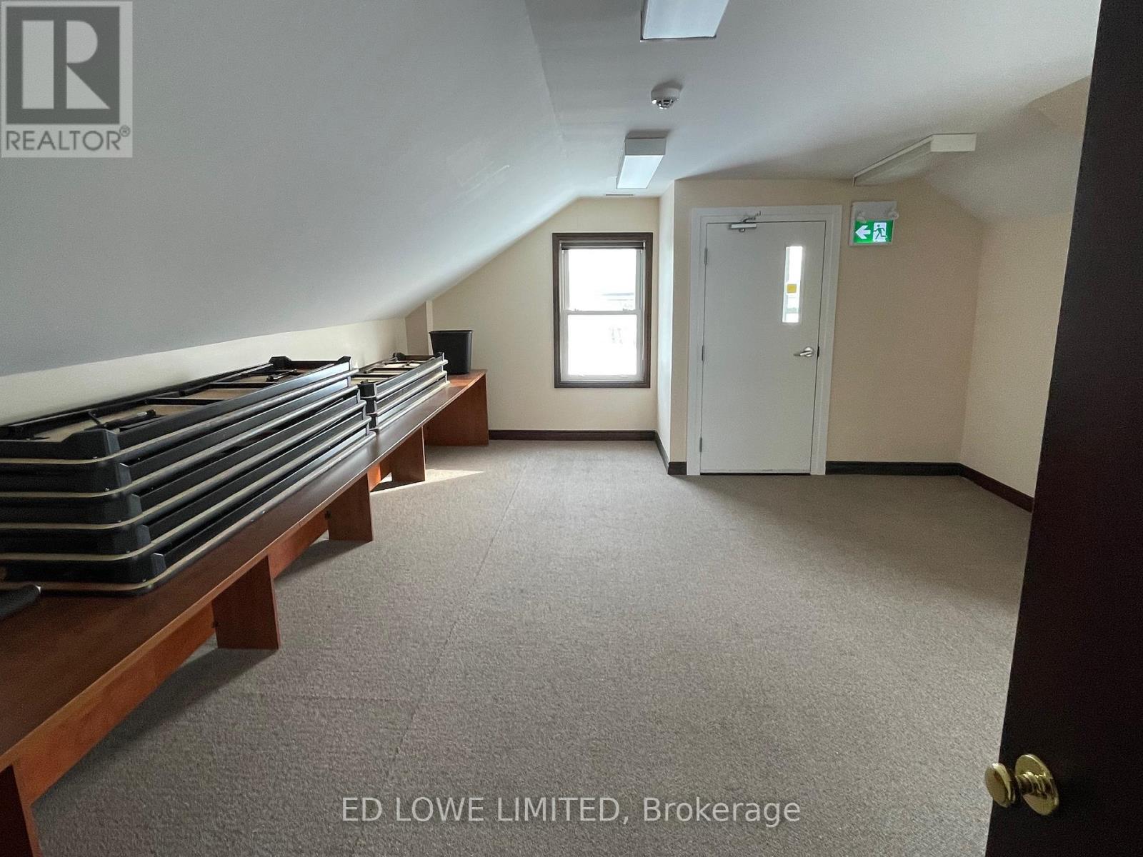 138 & 146 Mississaga Street W, Orillia, Ontario  L3V 3B3 - Photo 14 - S11982765
