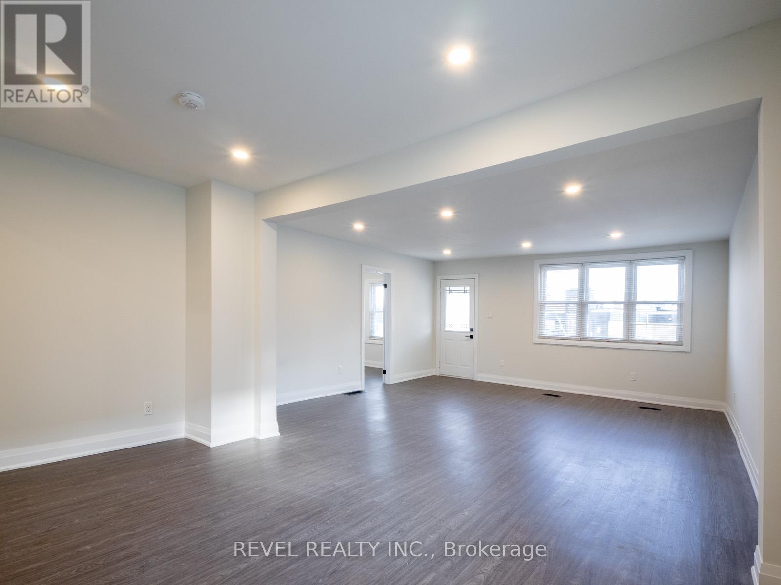 Property at 283 PARKDALE AVENUE N image 5