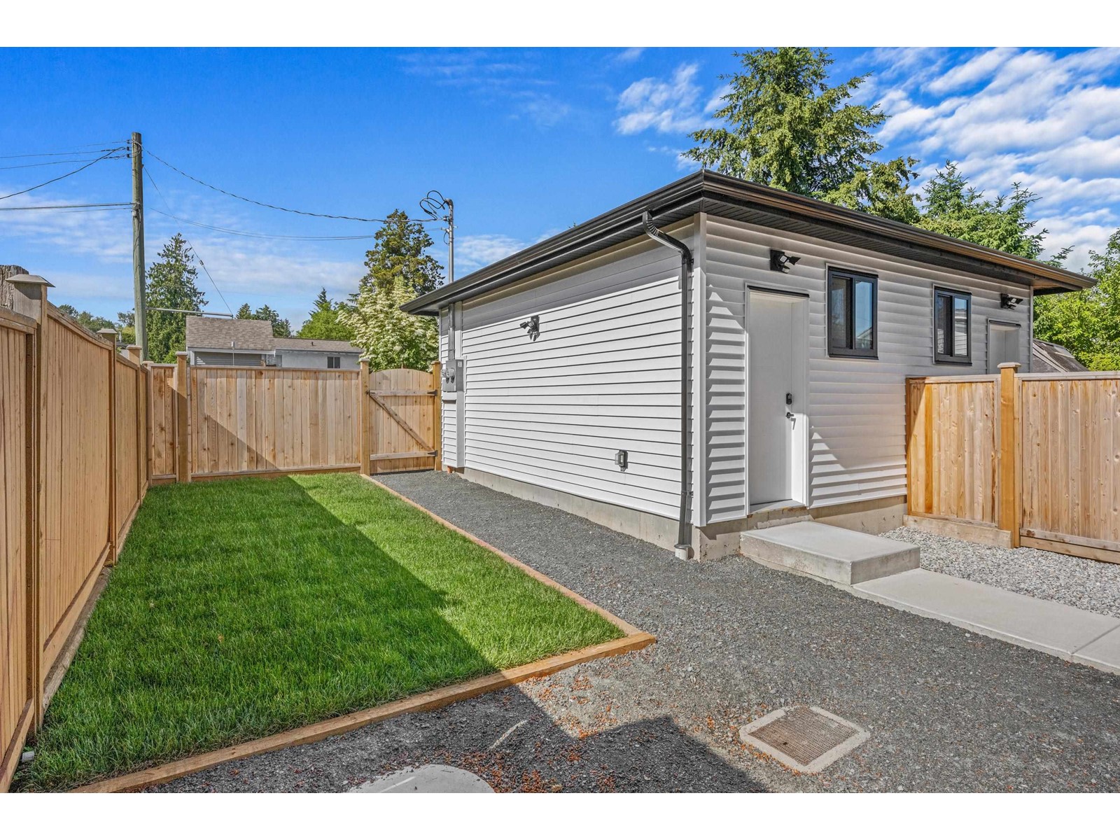 33225 5th Avenue, Mission, British Columbia  V2V 1V9 - Photo 4 - R2968856