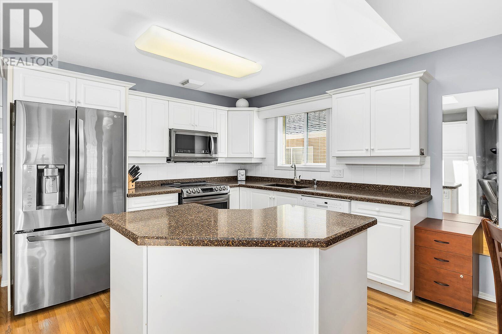Property at 2250 Louie Drive Unit# 130 image 3