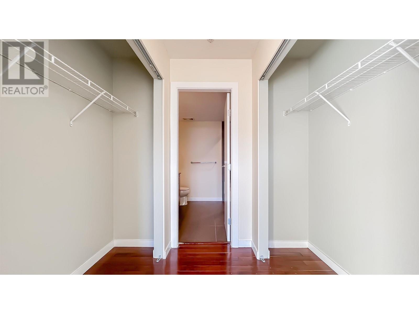 Listing Picture 12 of 24 : 213 5885 IRMIN STREET, Burnaby / 本拿比 - 魯藝地產 Yvonne Lu Group - MLS Medallion Club Member