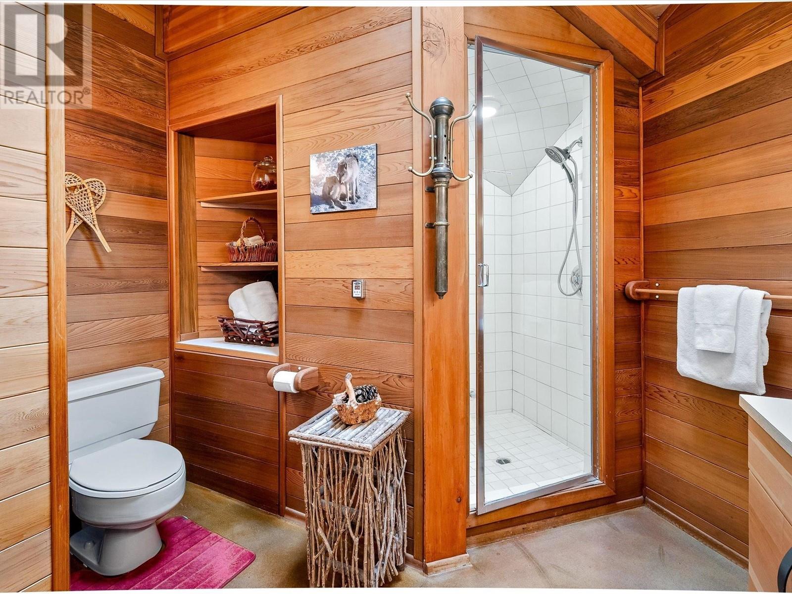 210 6117 EAGLE DRIVE