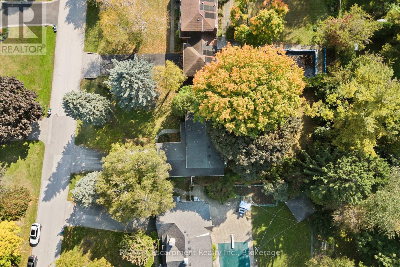 Property at 214 DONESSLE DRIVE image 3