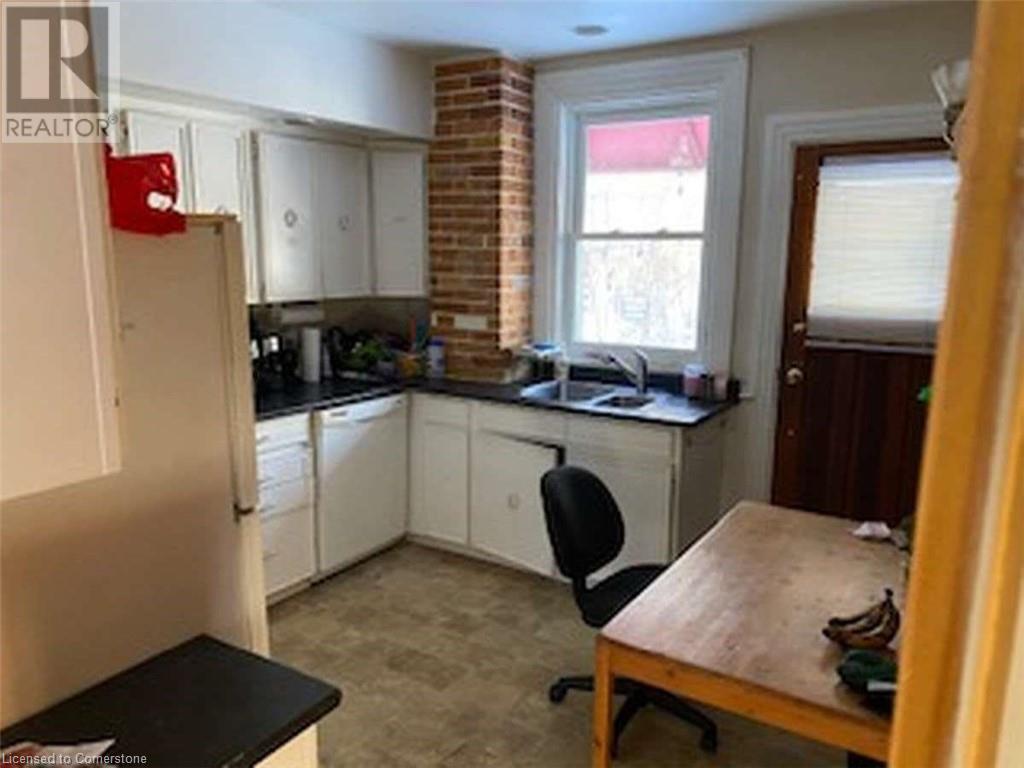 Property at 78 NELSON Street image 2