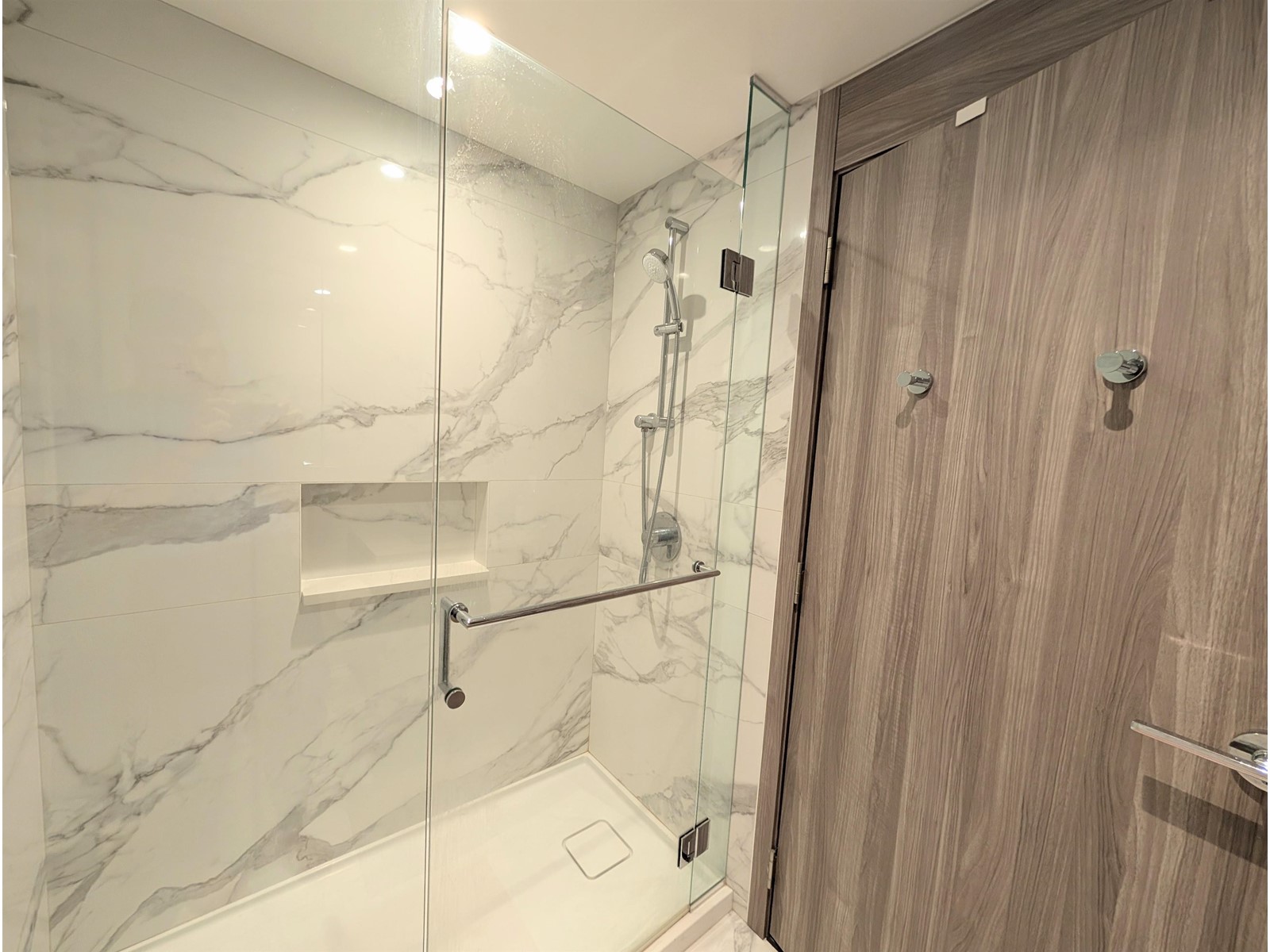 2804 9887 Whalley Boulevard, Surrey, British Columbia  V3T 0P4 - Photo 18 - R2964422