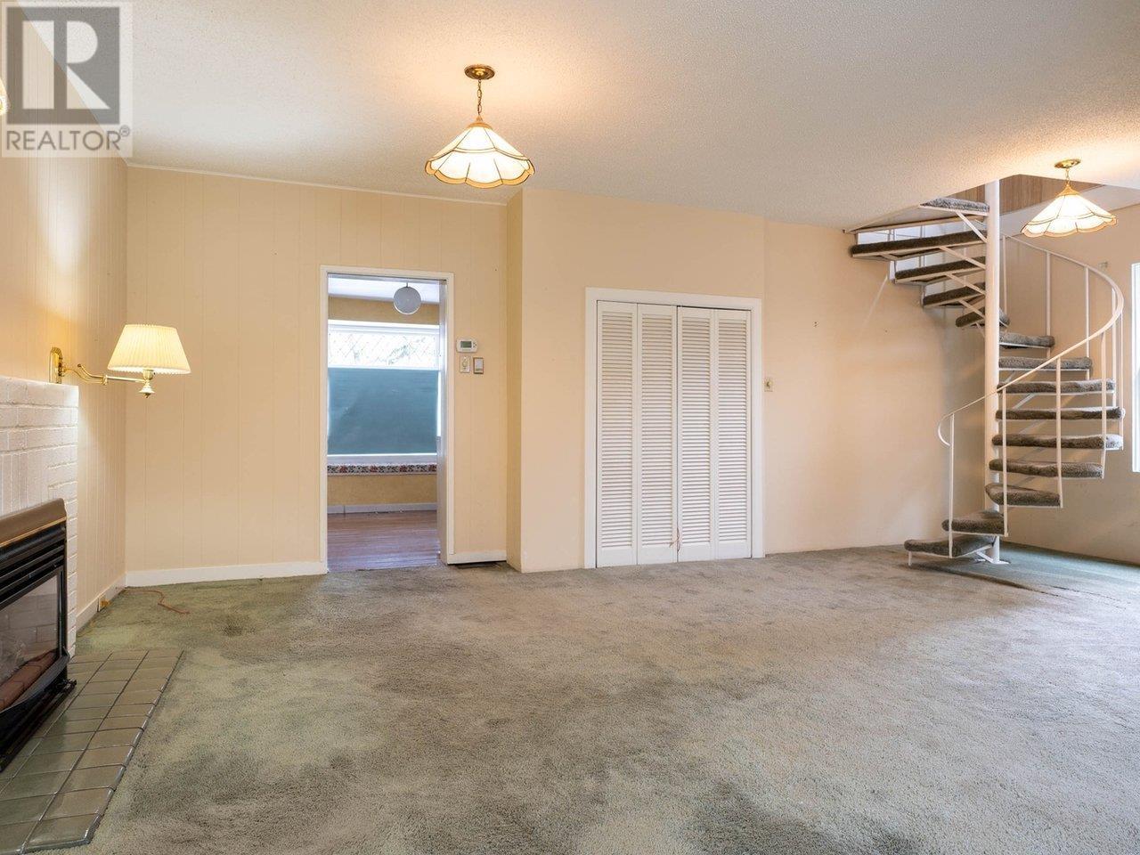 2720 W 24th Avenue, Vancouver, British Columbia  V6L 1R1 - Photo 4 - R2965085