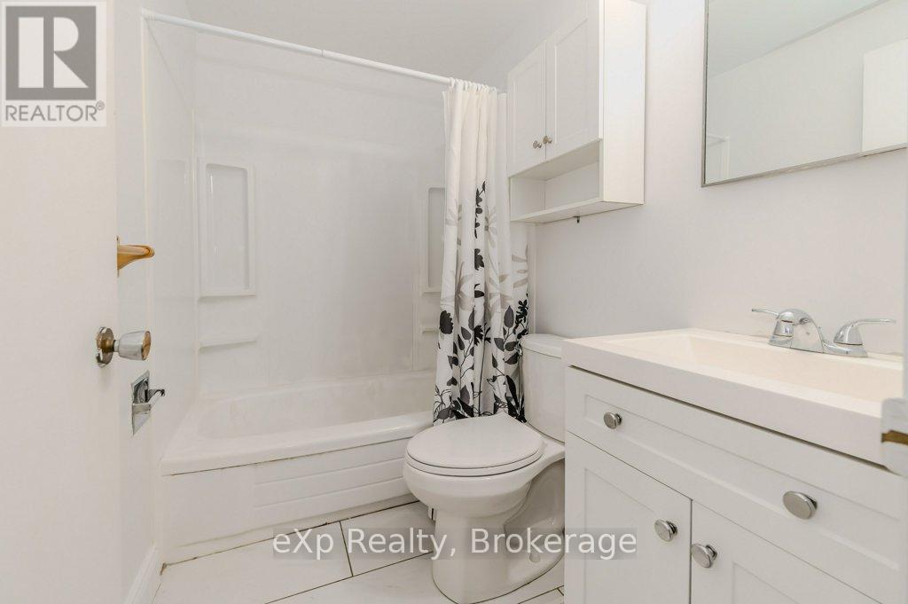 2 - 165 Green Valley Drive, Kitchener, Ontario  N2P 1K3 - Photo 30 - X11983352