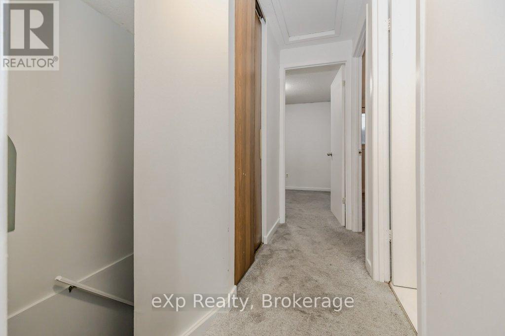2 - 165 Green Valley Drive, Kitchener, Ontario  N2P 1K3 - Photo 49 - X11983352