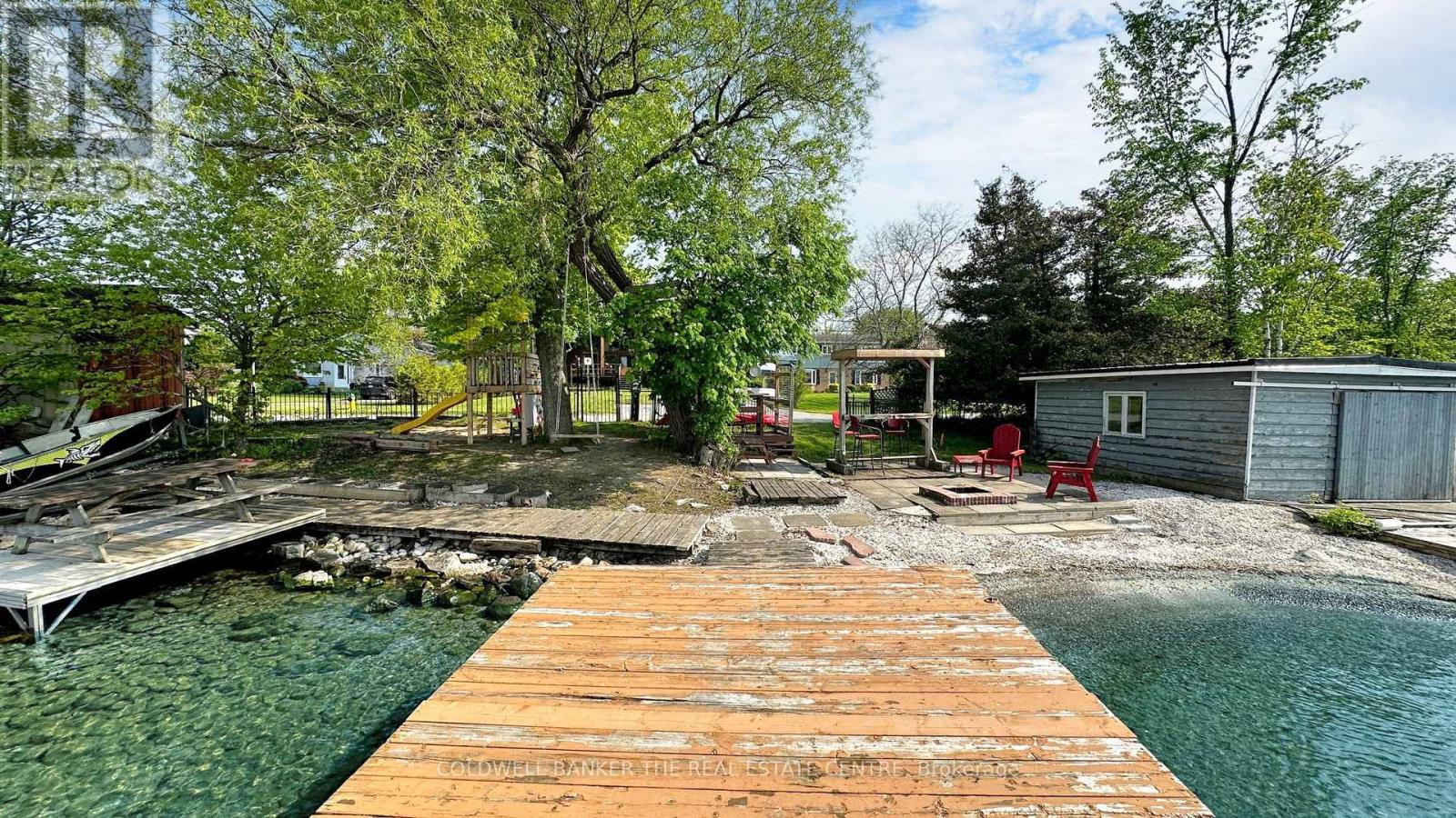 33 Lake Drive E, Georgina, Ontario  L4P 3E9 - Photo 13 - N11983417