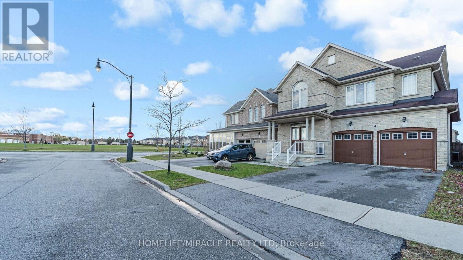 Property at 4 FOSSIL STREET image 2