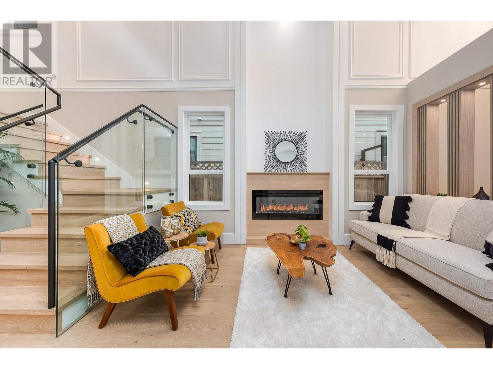 Property at 9371 DAYTON AVENUE image 3