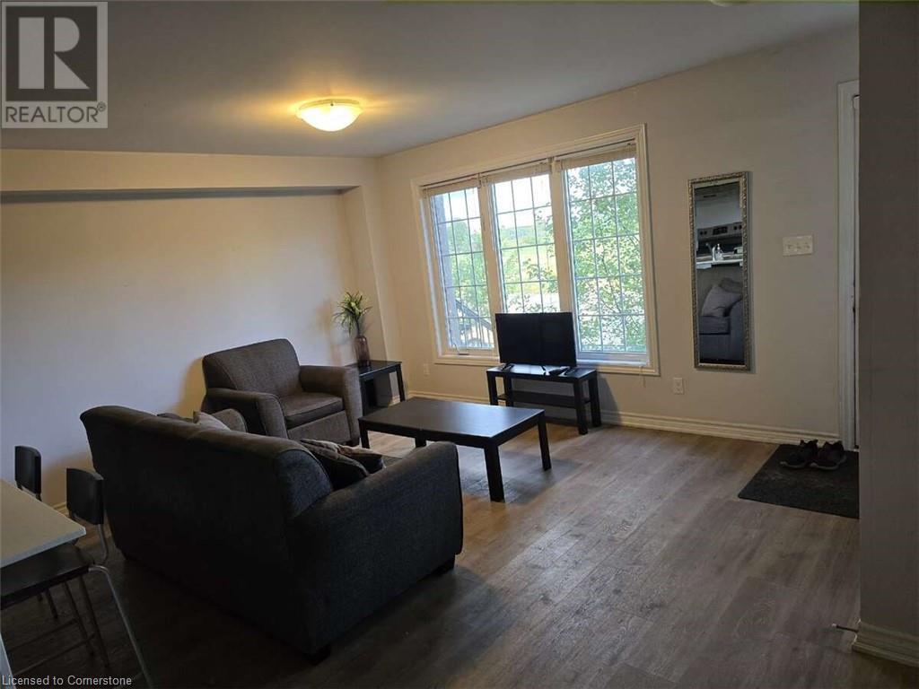Property at 252 PENETANGUISHENE Road Unit# 10 image 2