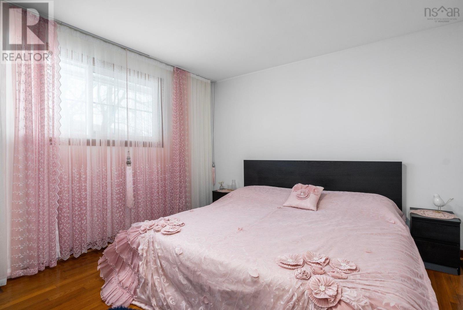 107 Evans Avenue, Halifax, Nova Scotia  B3M 1C8 - Photo 12 - 202503278