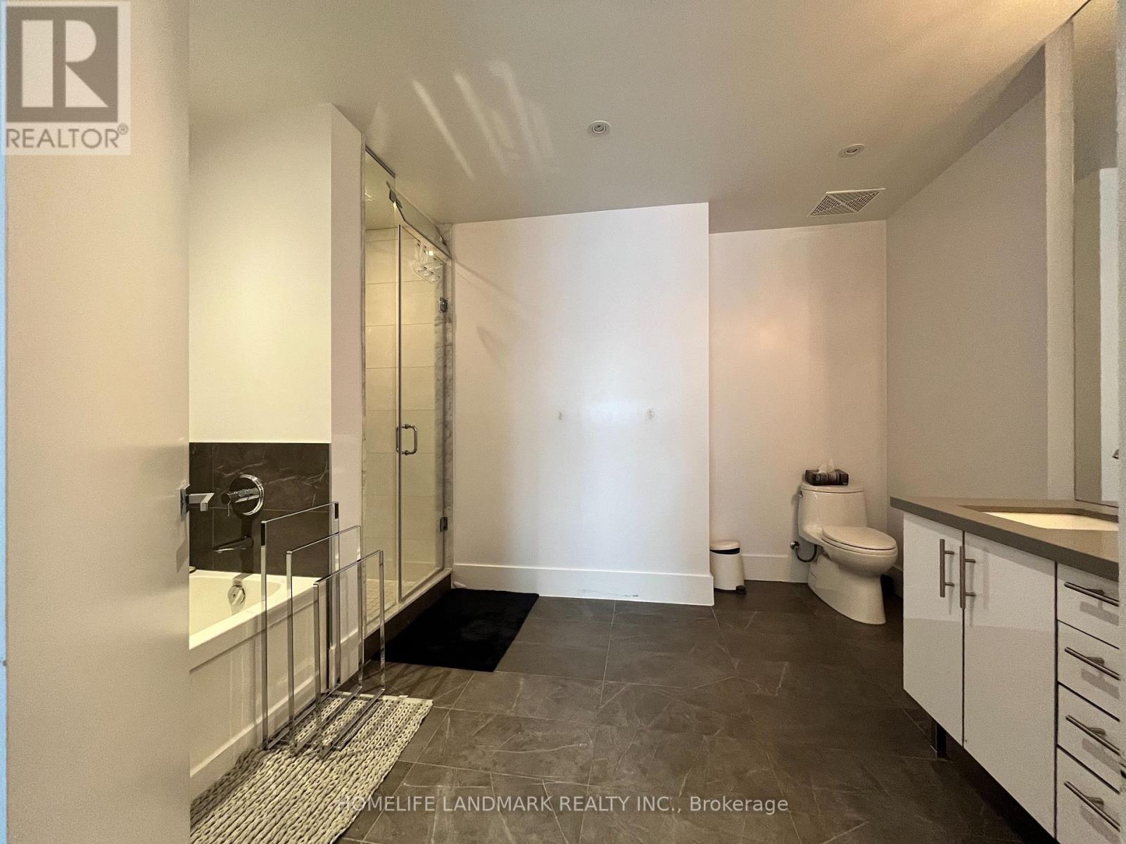 919 - 29 Queens Quay E, Toronto, Ontario  M5E 0A4 - Photo 10 - C11983444