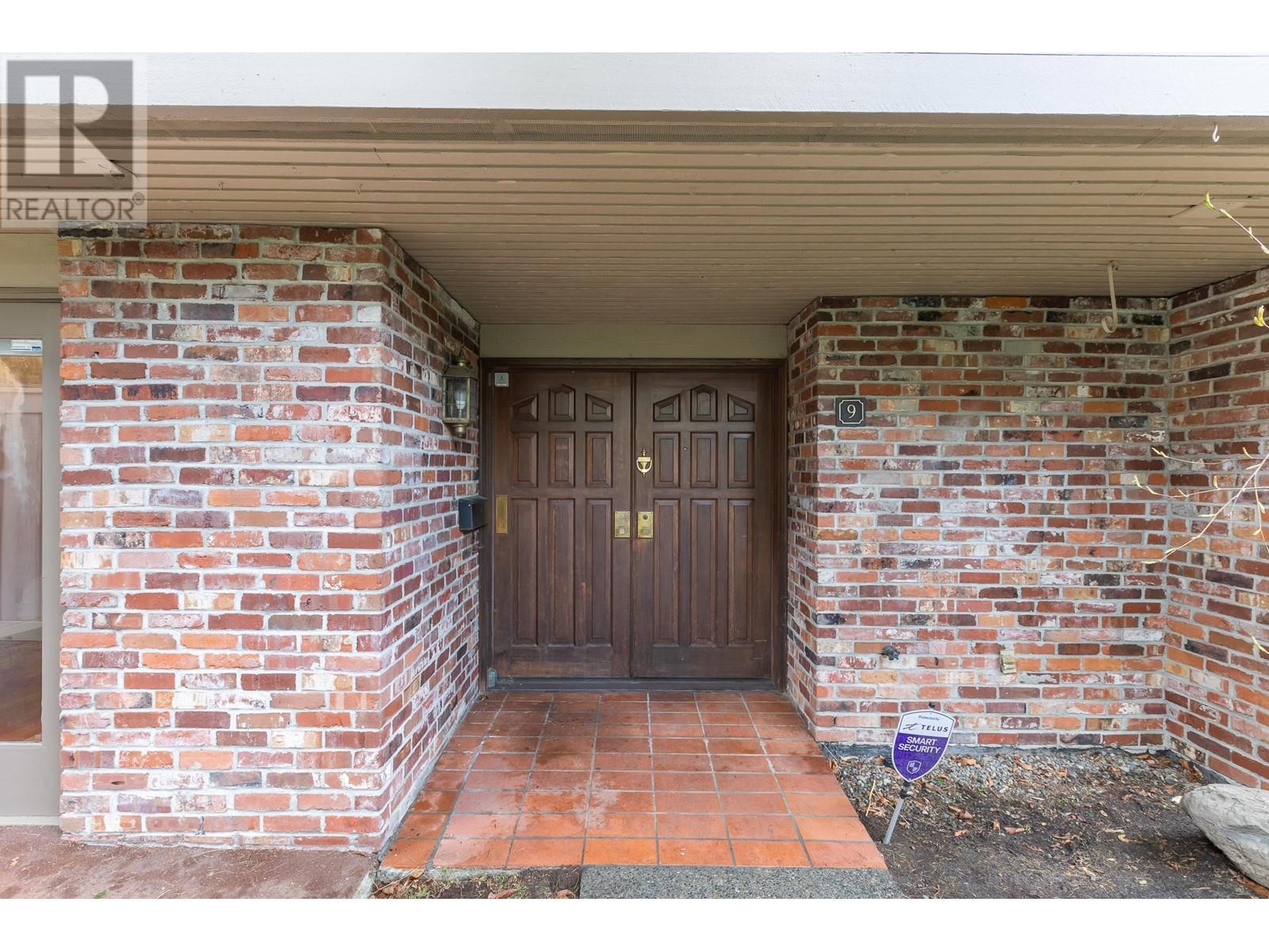 9 4900 Cartier Street, Vancouver, British Columbia  V6M 4H2 - Photo 3 - R2968876