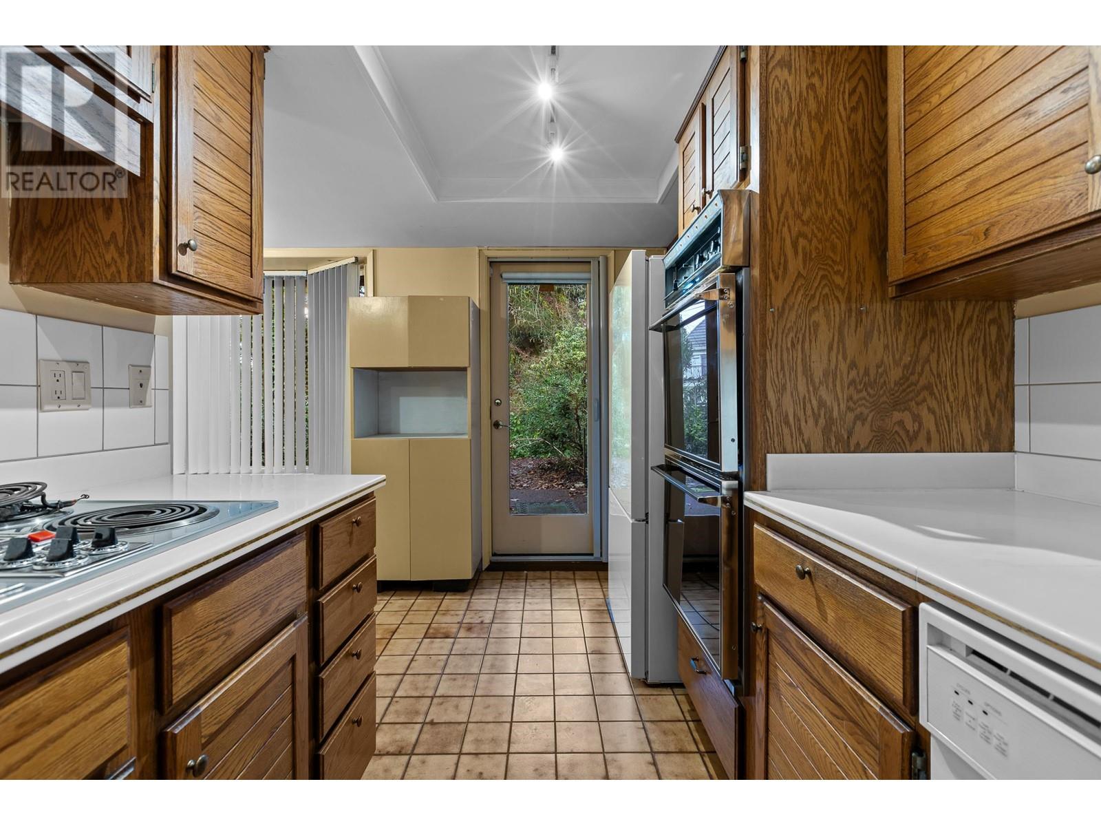 9 4900 Cartier Street, Vancouver, British Columbia  V6M 4H2 - Photo 22 - R2968876