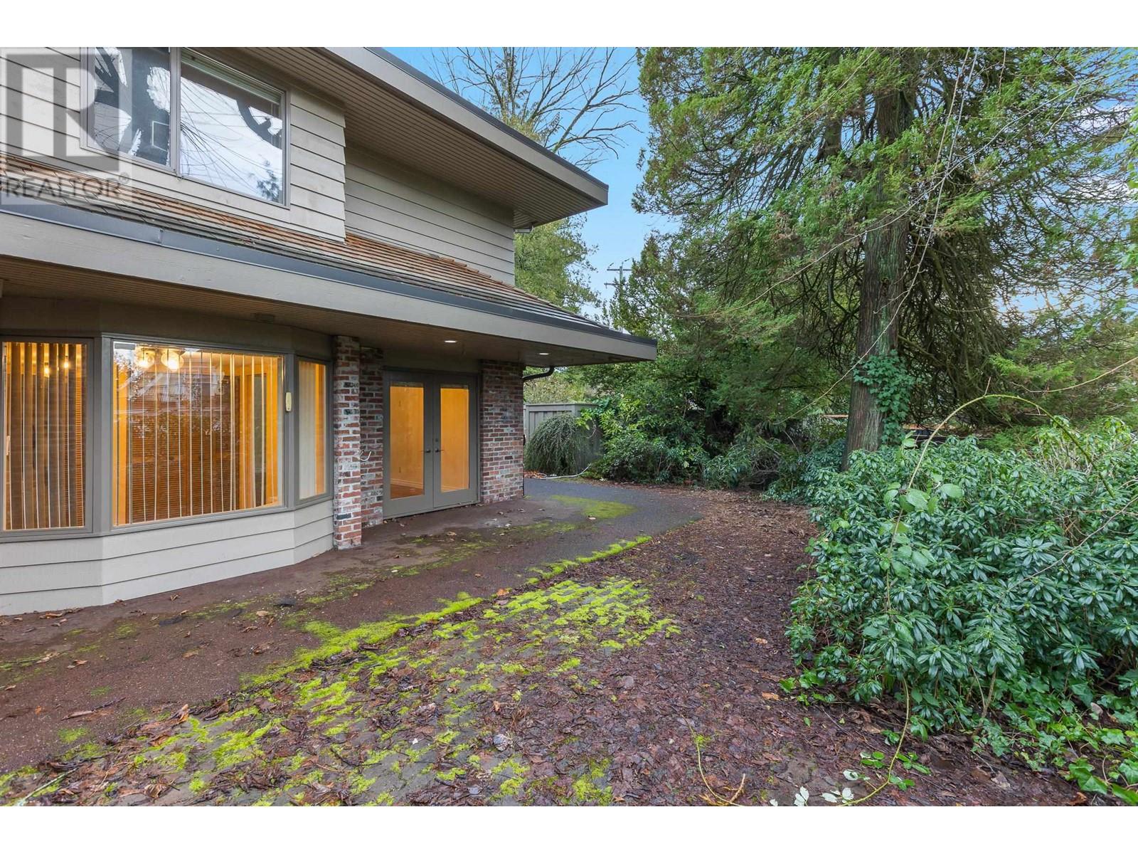 9 4900 Cartier Street, Vancouver, British Columbia  V6M 4H2 - Photo 5 - R2968876