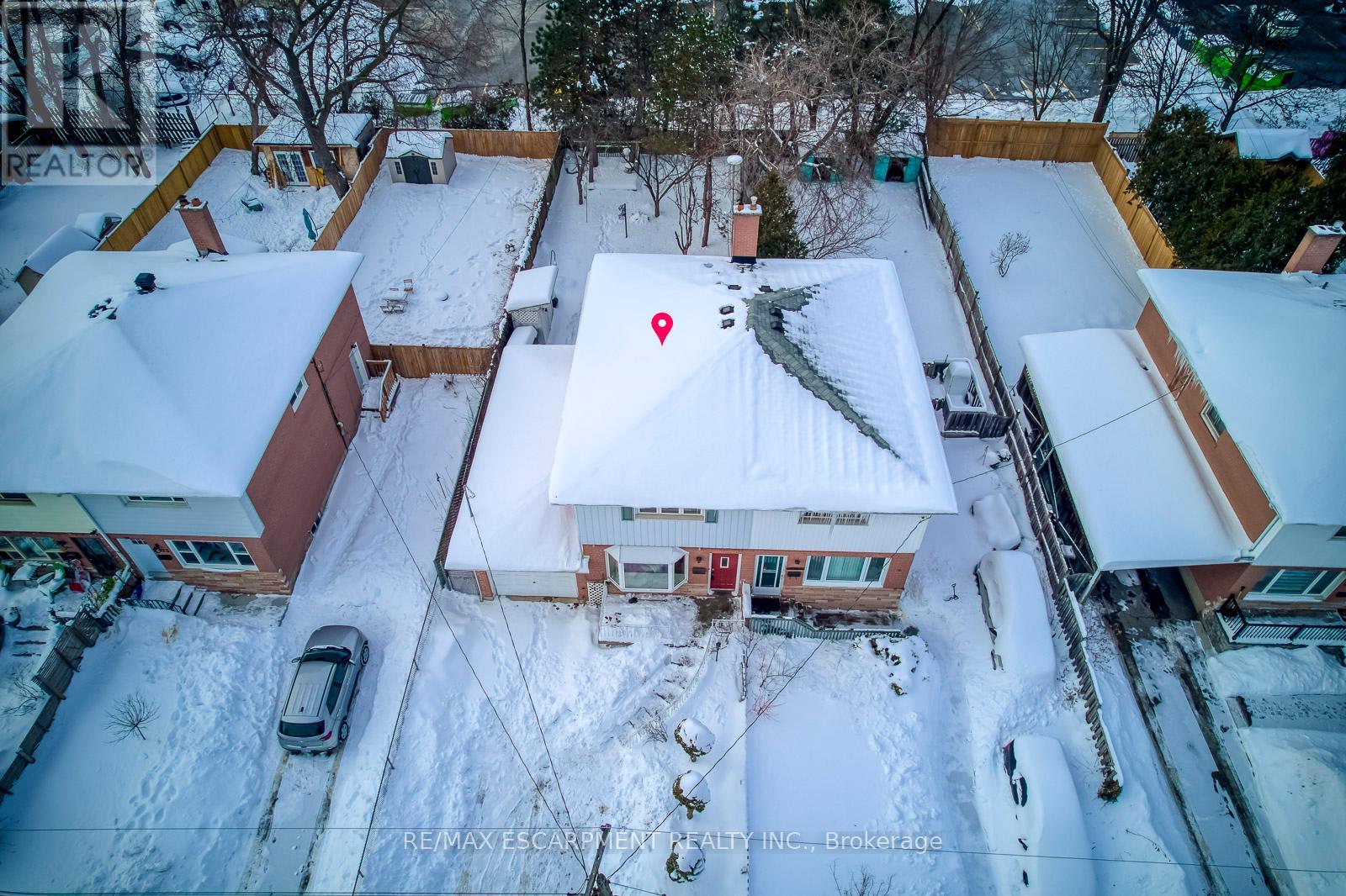 2377 BARCLAY ROAD, Burlington, Ontario