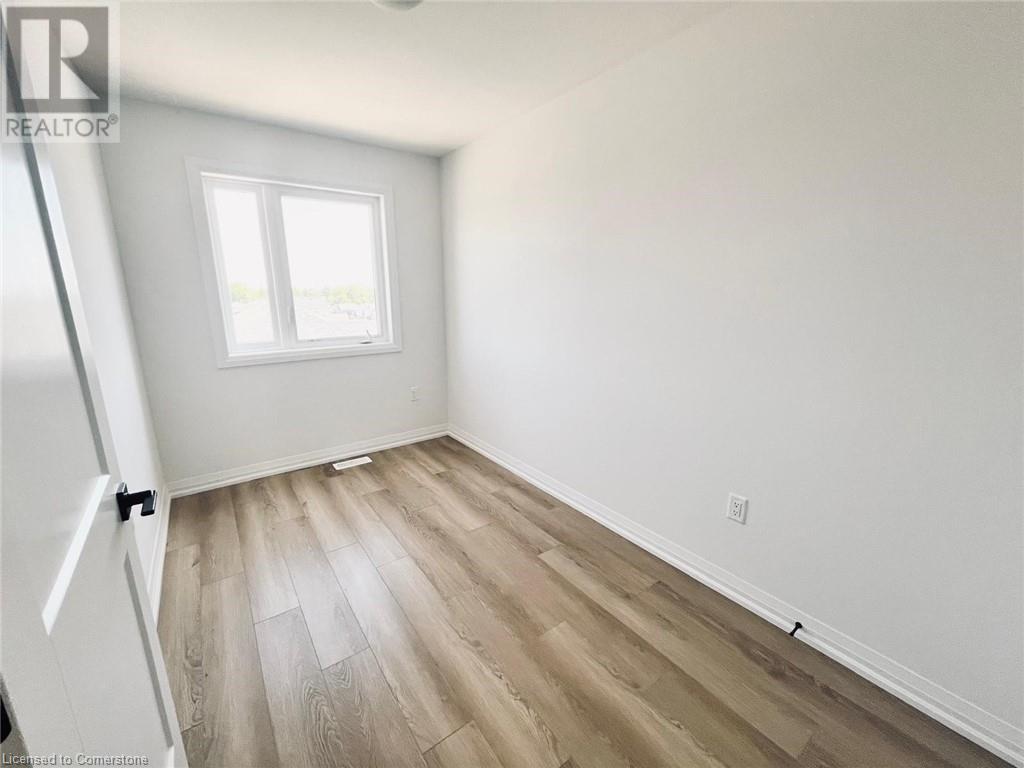 55 Tom Brown Drive Unit# 90, Paris, Ontario  N3L 0K3 - Photo 15 - 40700579