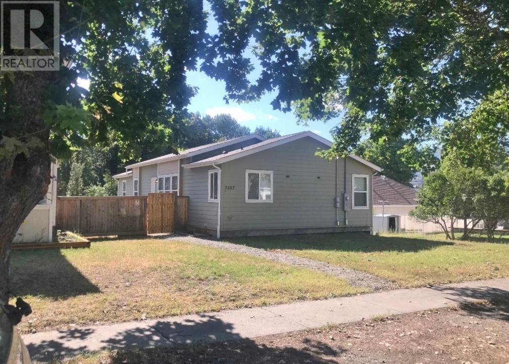 7357 10th Street, Grand Forks, British Columbia  V0H 1H0 - Photo 1 - 10335986