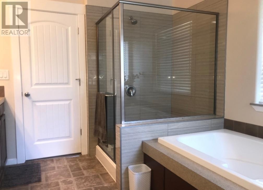 7357 10th Street, Grand Forks, British Columbia  V0H 1H0 - Photo 13 - 10335986